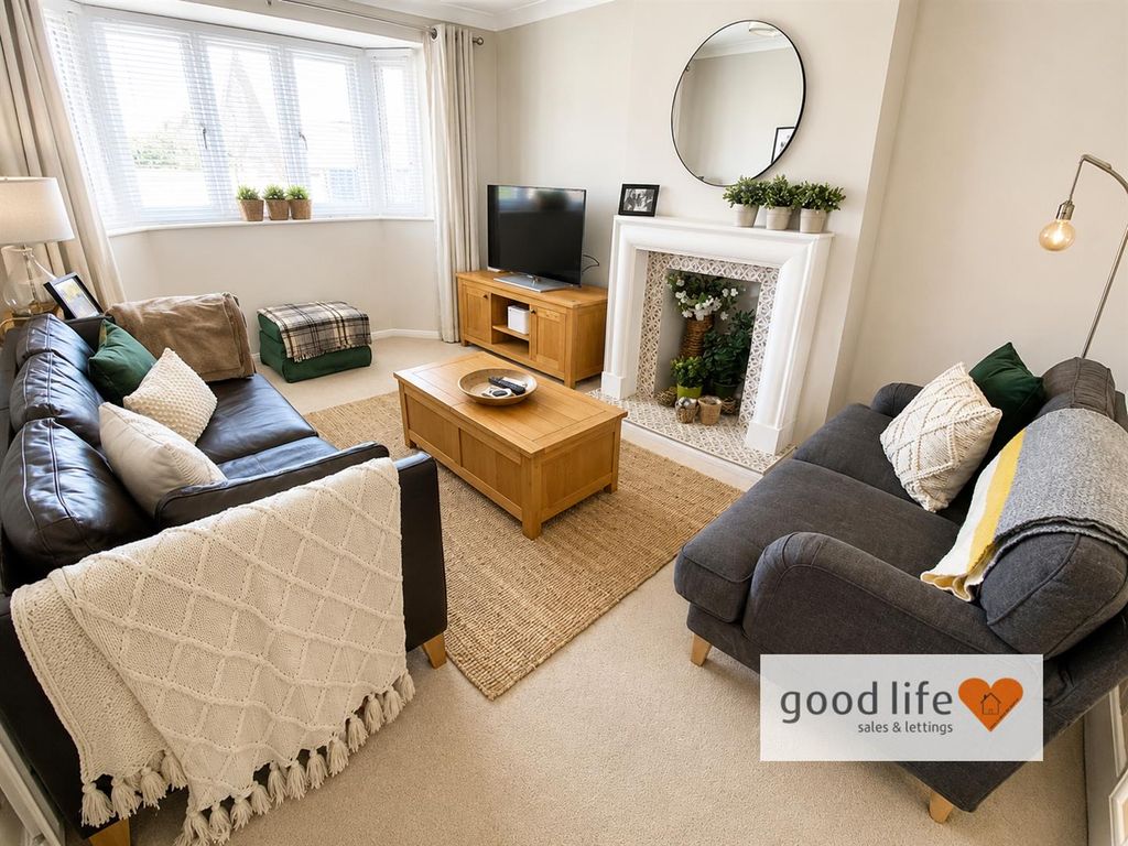 Property photo 2 of 19 20260816_212636583_Ios8 Stannington Grove.Jpg