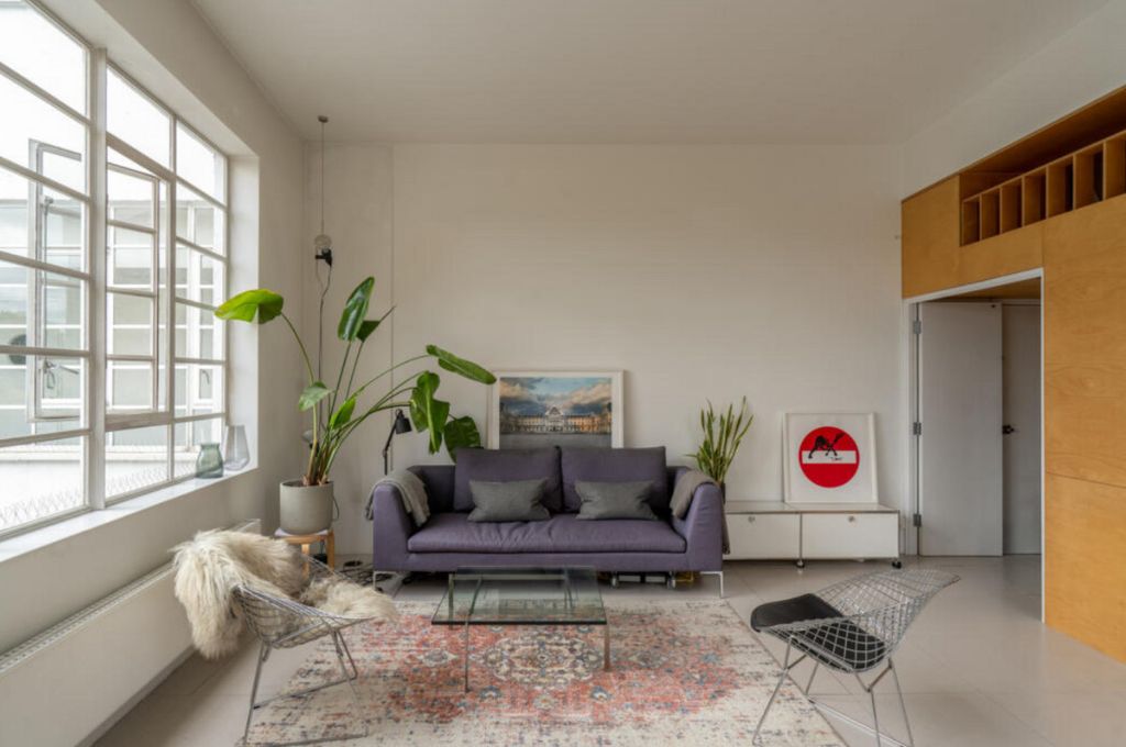 Property photo 3 of 8