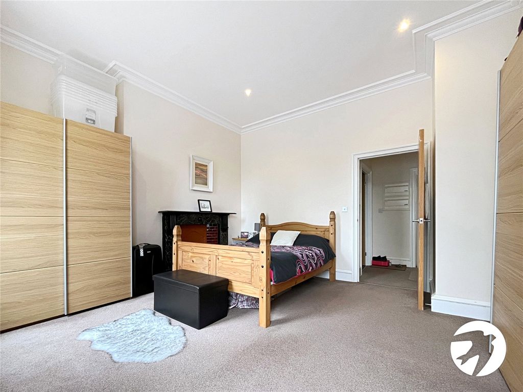 Property photo 3 of 12 Bedroom