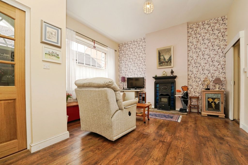Property photo 3 of 12 Living Room