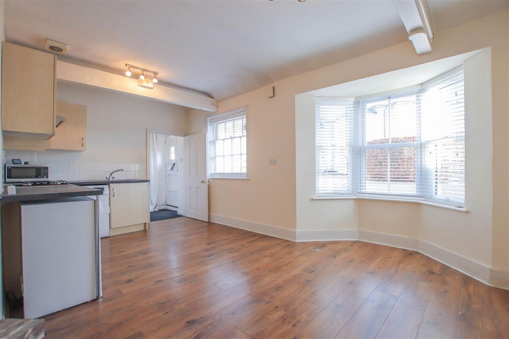 Property photo 2 of 13 Img_6271.Jpg
