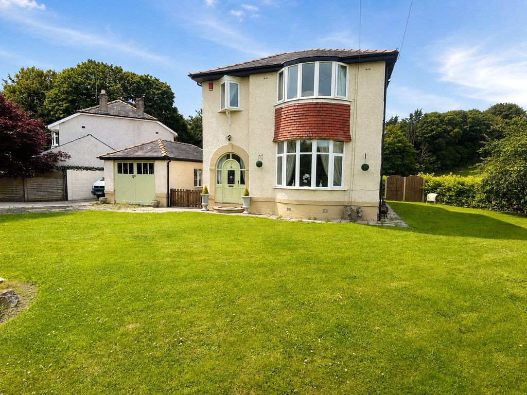 Property photo 1 of 24 External