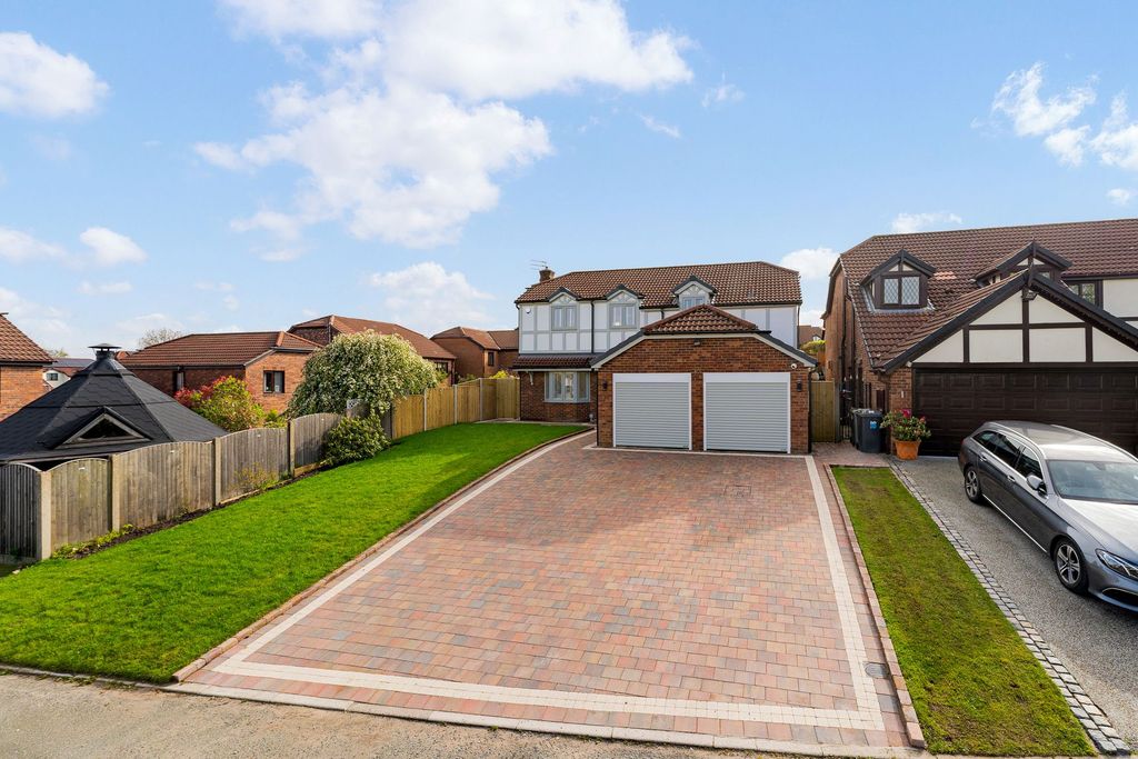Additional image 78 of 4 bed property for saleBarnside Way, Tytherington, Macclesfield SK10