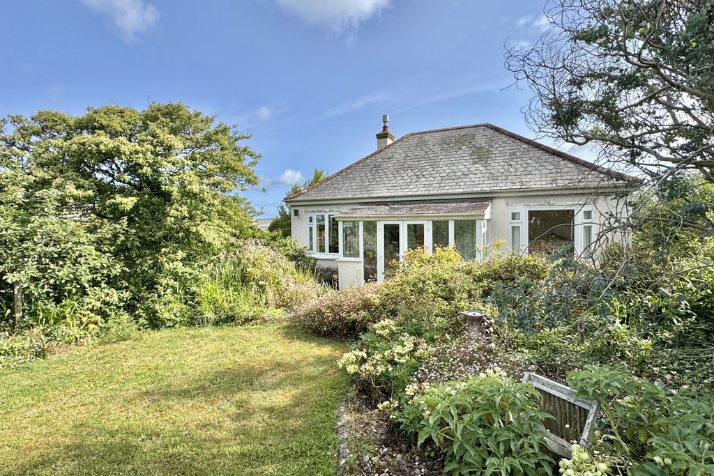 Property photo 1 of 16 Photo 16