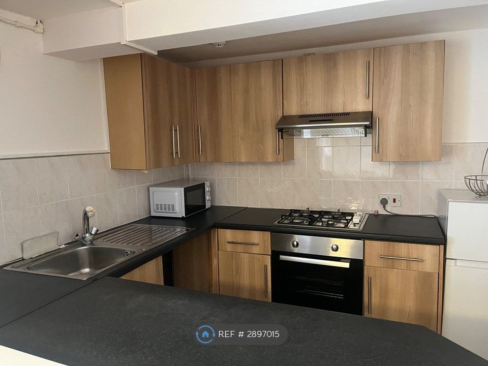 Property photo 1 of 3