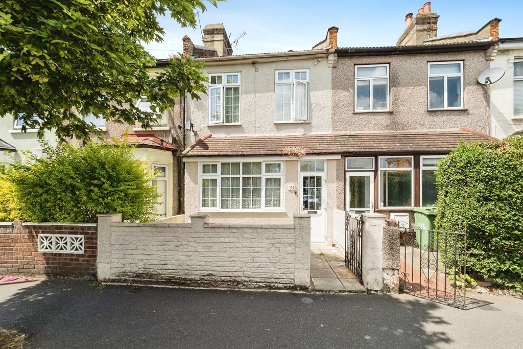 Property photo 1 of 20