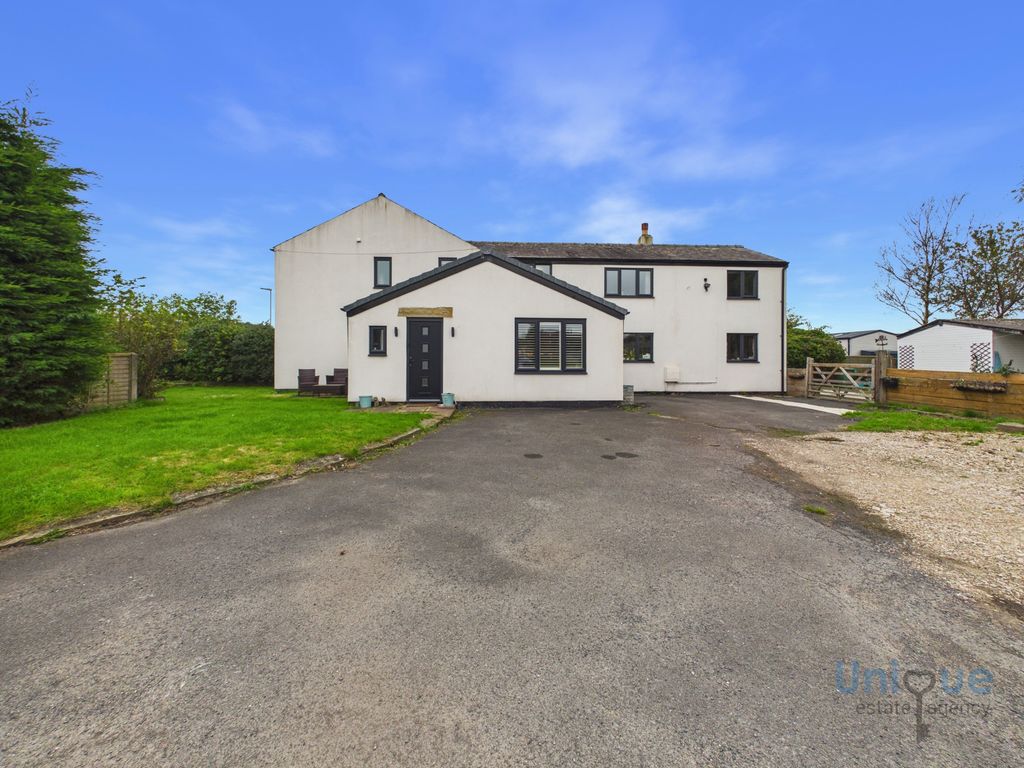 Property photo 1 of 44
