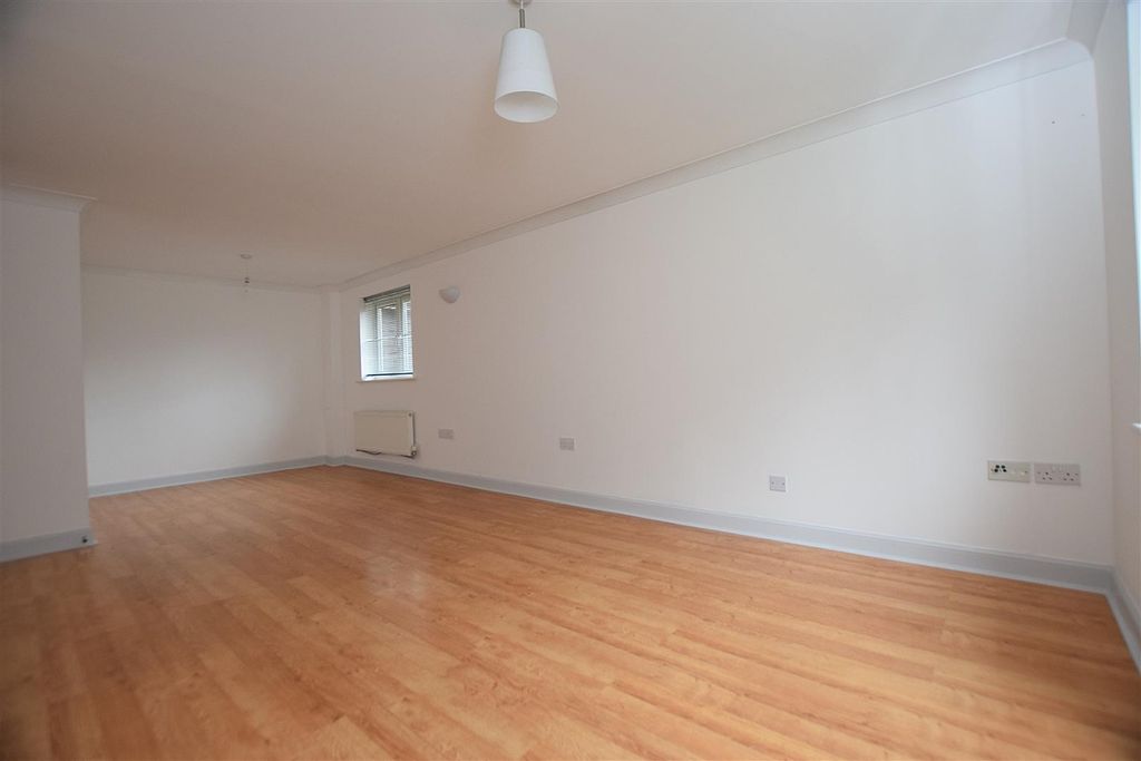 Property photo 2 of 10 Dsc_0074.Jpg