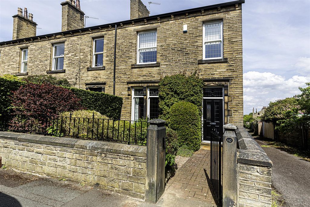 Property photo 1 of 55