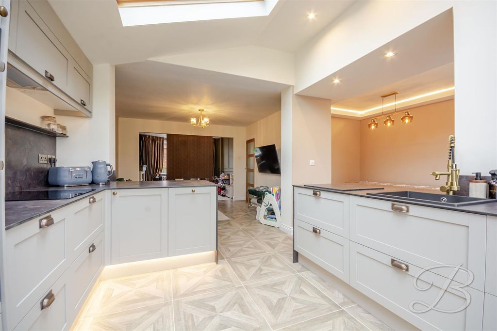 Property photo 2 of 44 Ccltd-3.Jpg