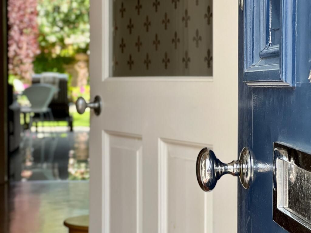 Property photo 2 of 41