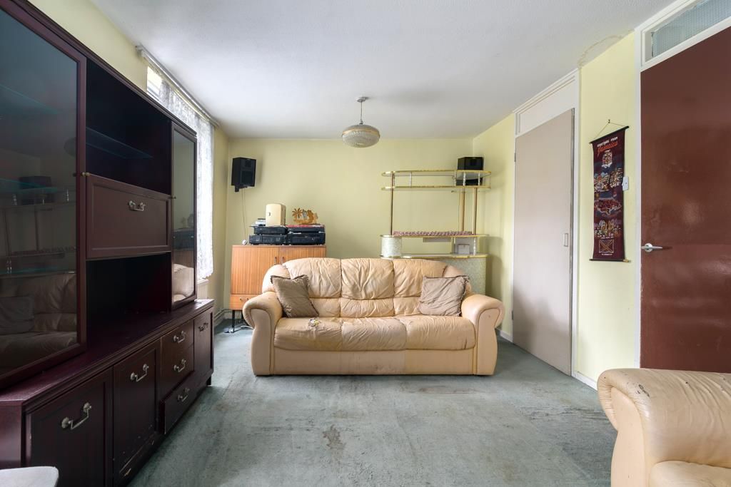 Property photo 3 of 17 641A9852 Copy.Jpg