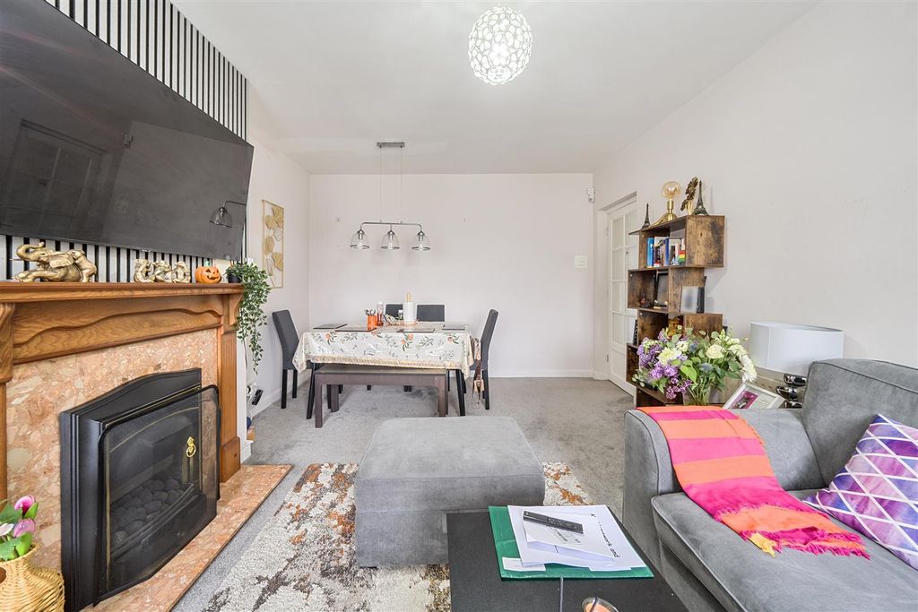 Additional image 14 of 2 bed maisonette for saleTolcarne Drive, Pinner HA5