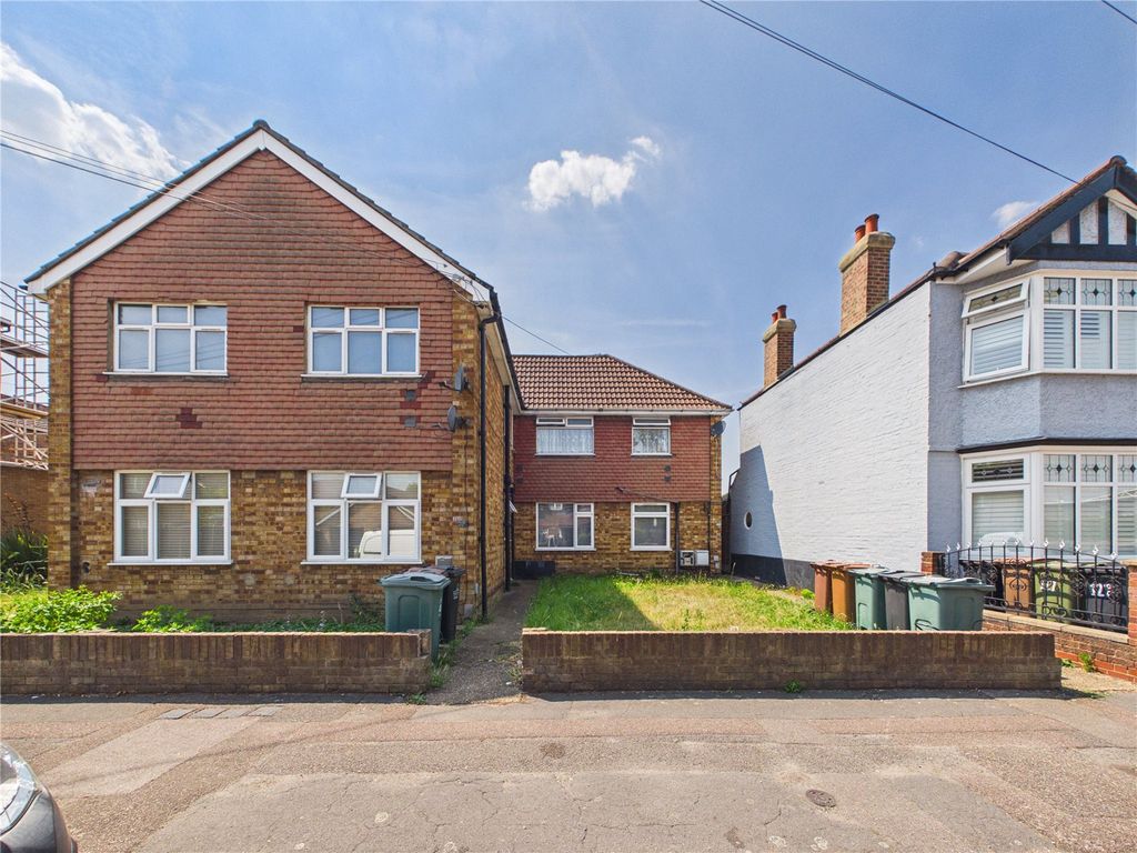 Property photo 1 of 17 Picture No. 04