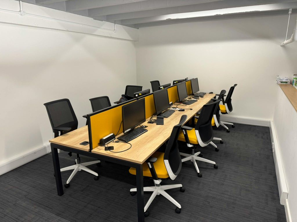 Property photo 2 of 8 Img_4743.Jpeg