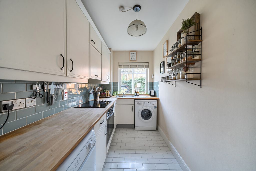 Property photo 3 of 19 Picture 3