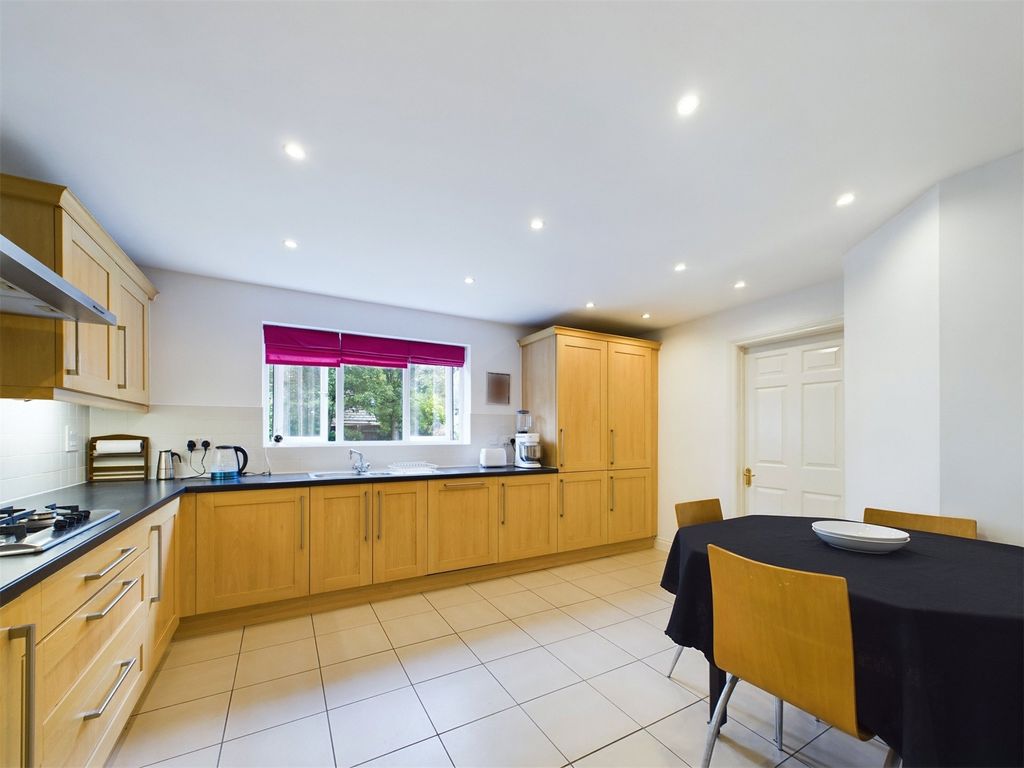 Property photo 3 of 13 Picture No. 20
