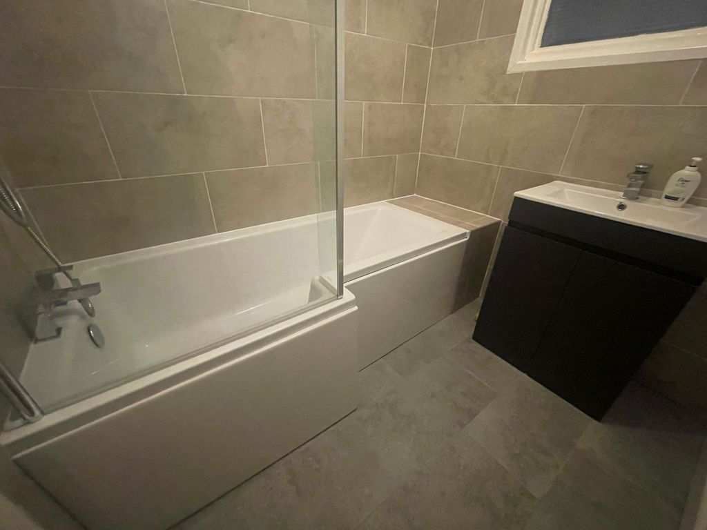 Property photo 2 of 16 Image