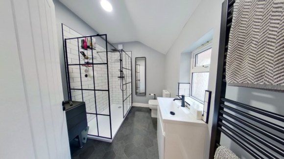 Property photo 3 of 5 8341229.Jpg