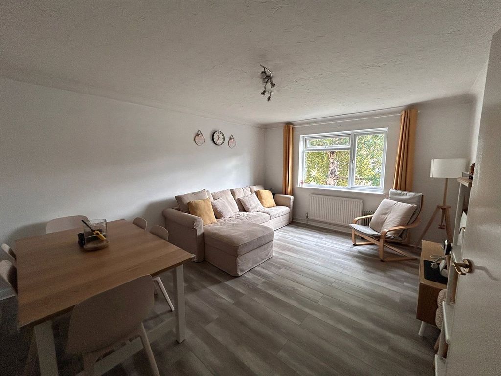 Property photo 2 of 7 Picture No. 07