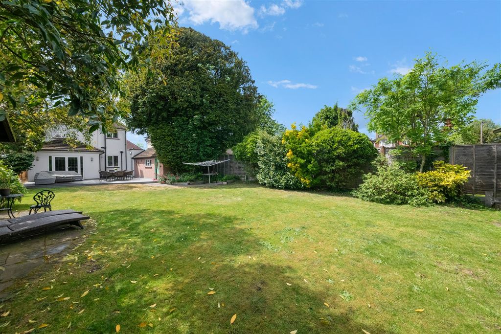 Property photo 2 of 15