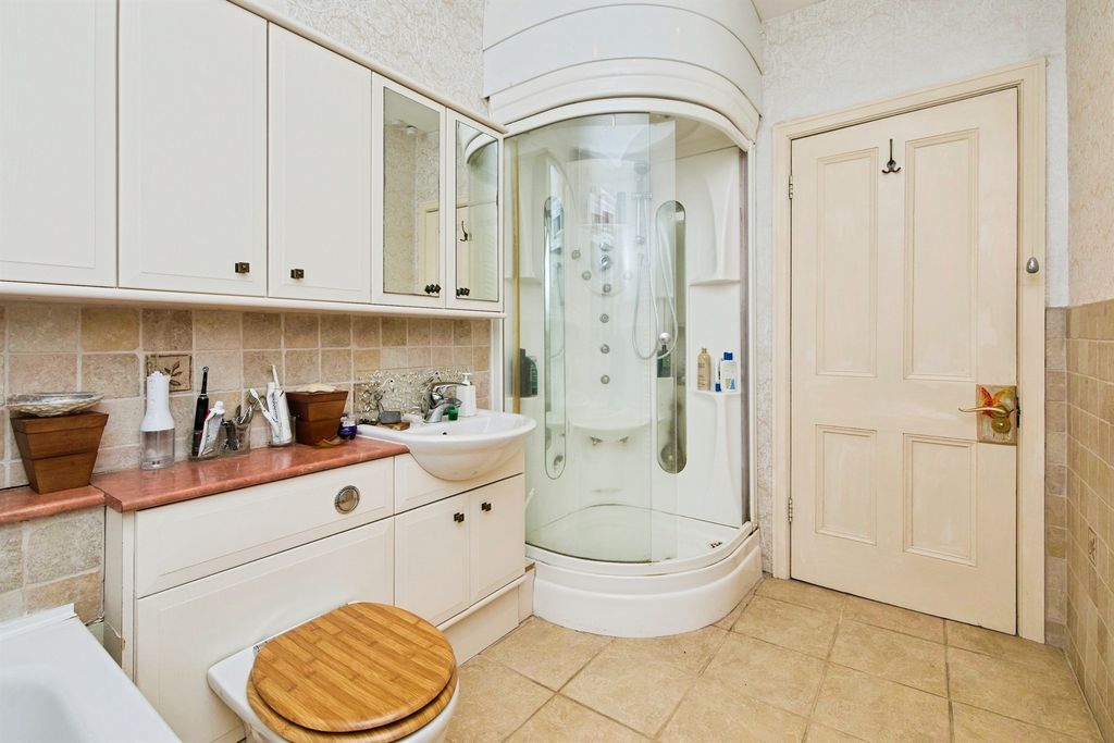 Additional image 12 of 5 bed detached house for saleWhitaker Road, Derby DE23