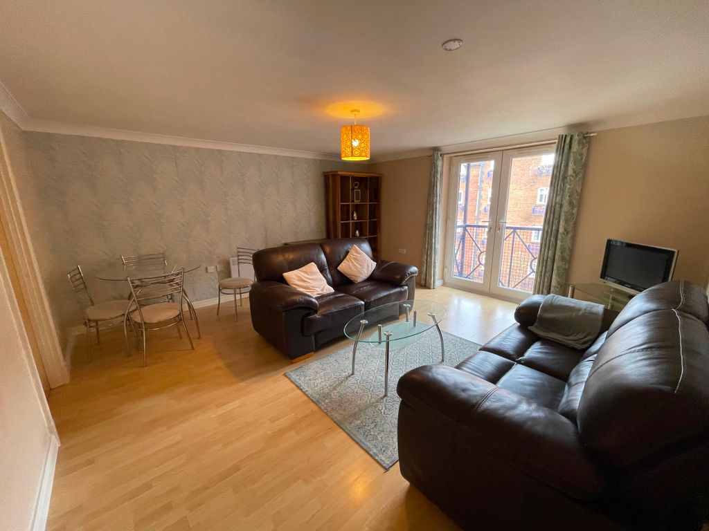Property photo 3 of 11