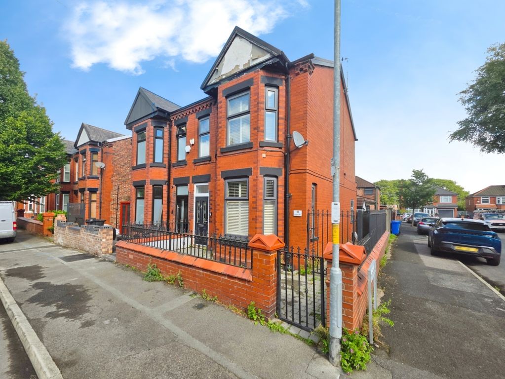Property photo 1 of 16 Pbox-Street_Scape-336463.Jpg