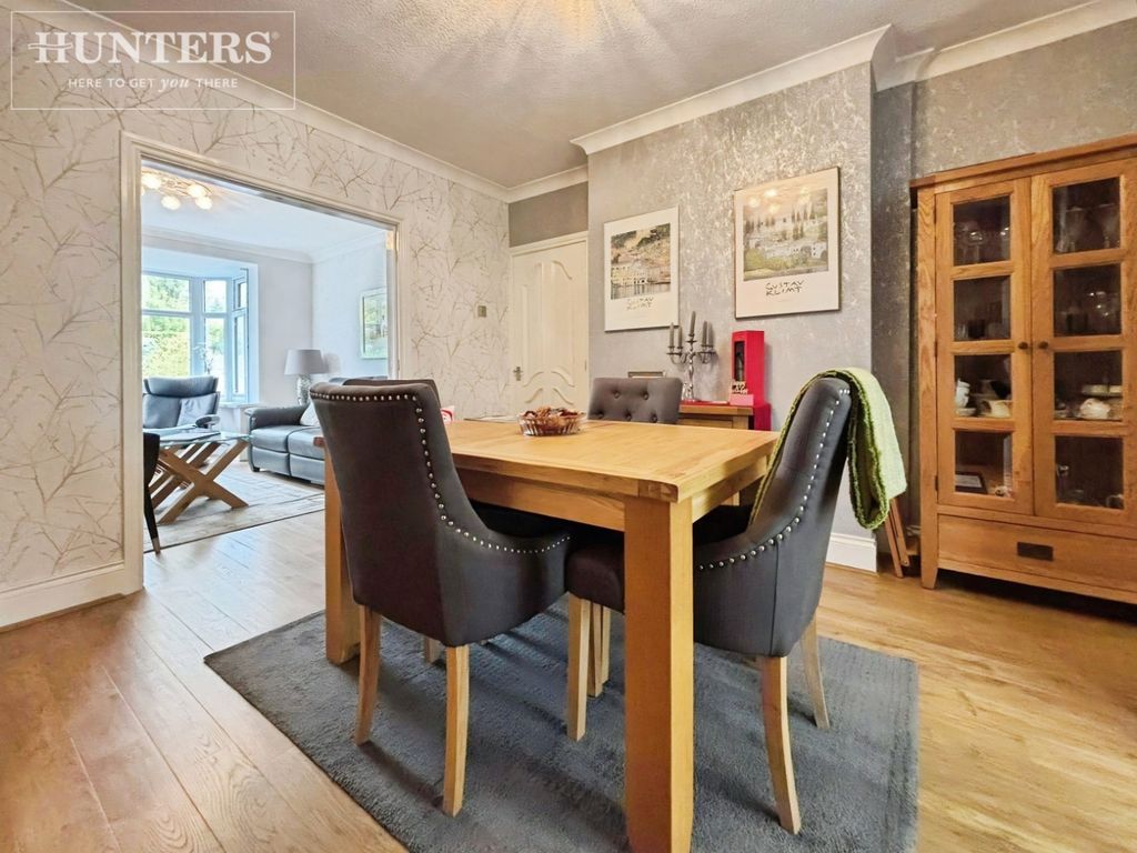 Property photo 3 of 19 Pbox-Img.Jpg