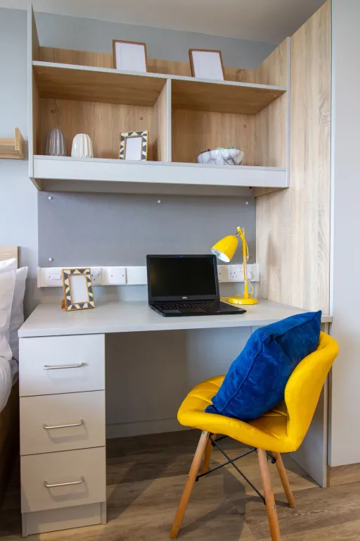 Property photo 2 of 3