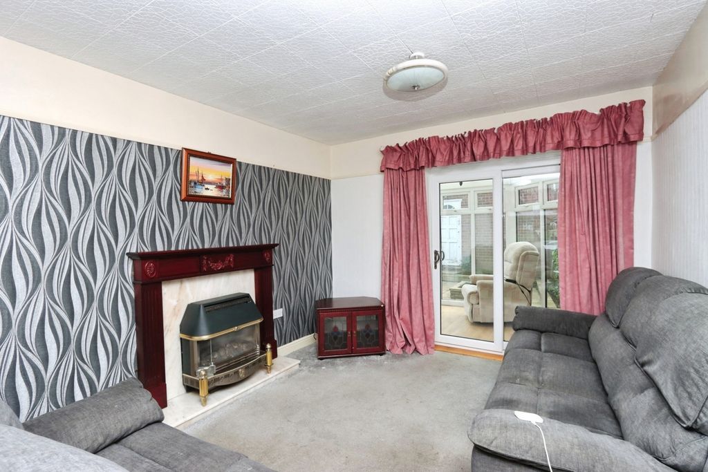 Property photo 3 of 20 Pbox-Img.Jpg