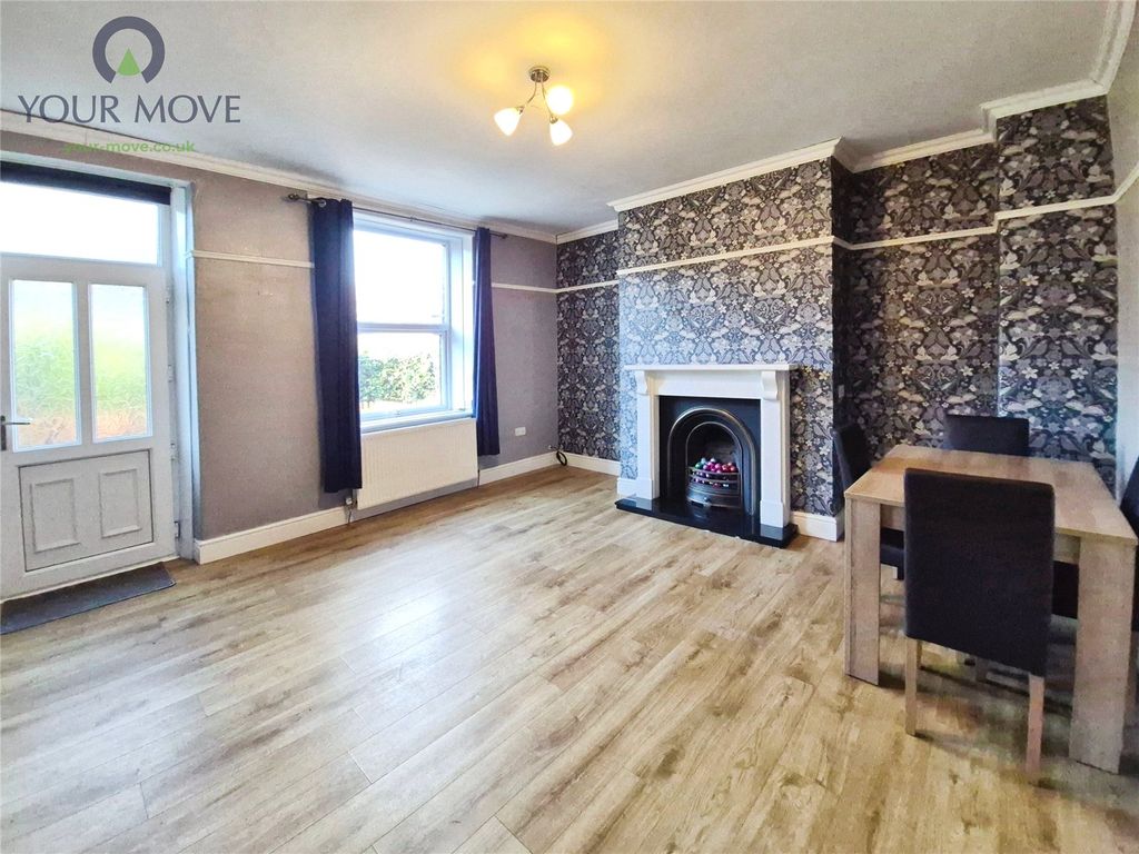 Property photo 3 of 12 Picture No. 17