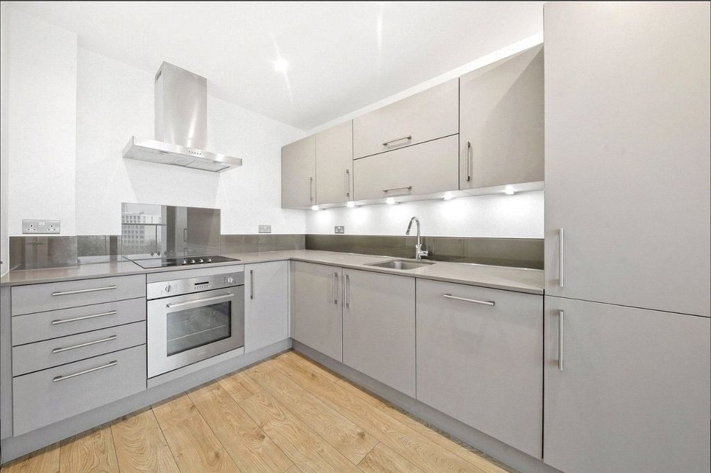 Property photo 3 of 13 Picture No. 06