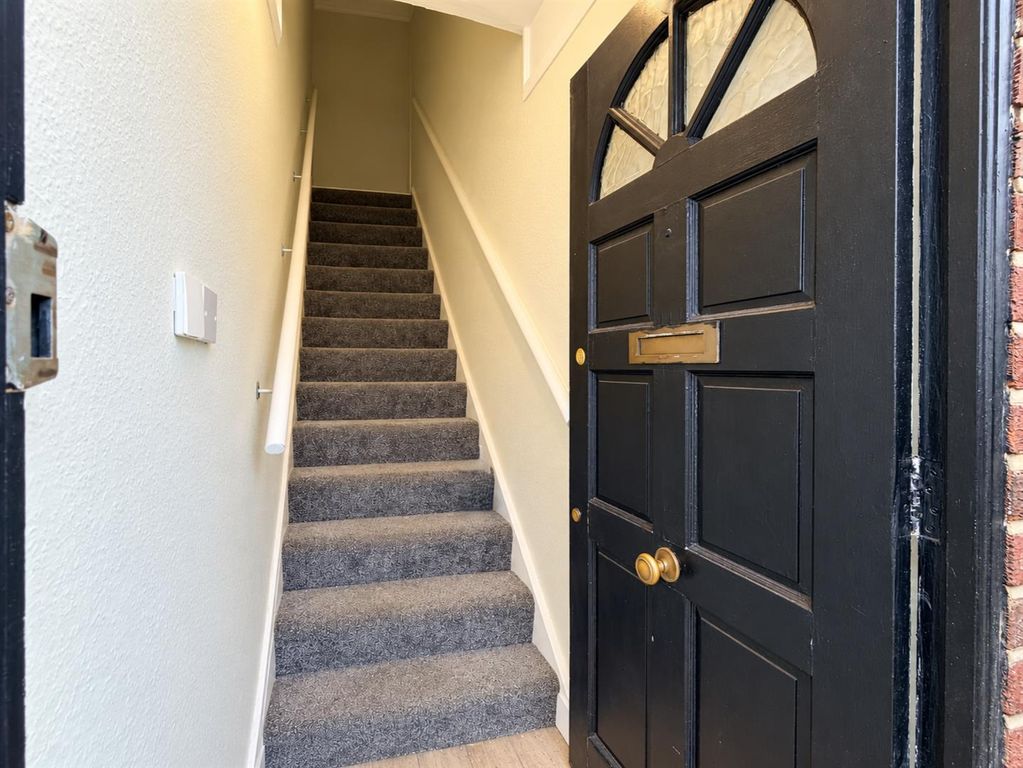 Property photo 2 of 11 13.Png