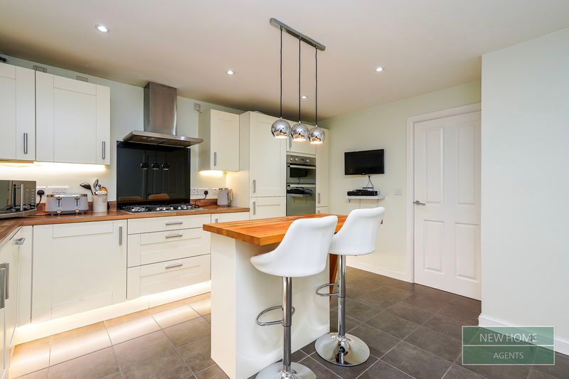 Property photo 2 of 31 Photo 15