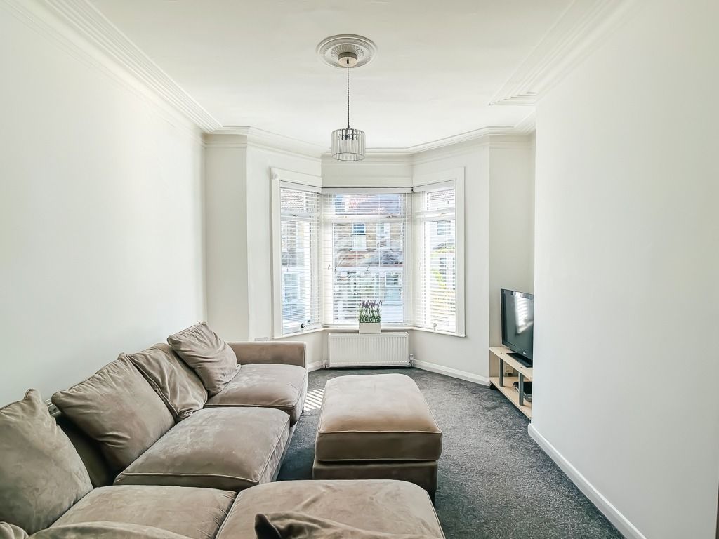 Property photo 2 of 28 5568085