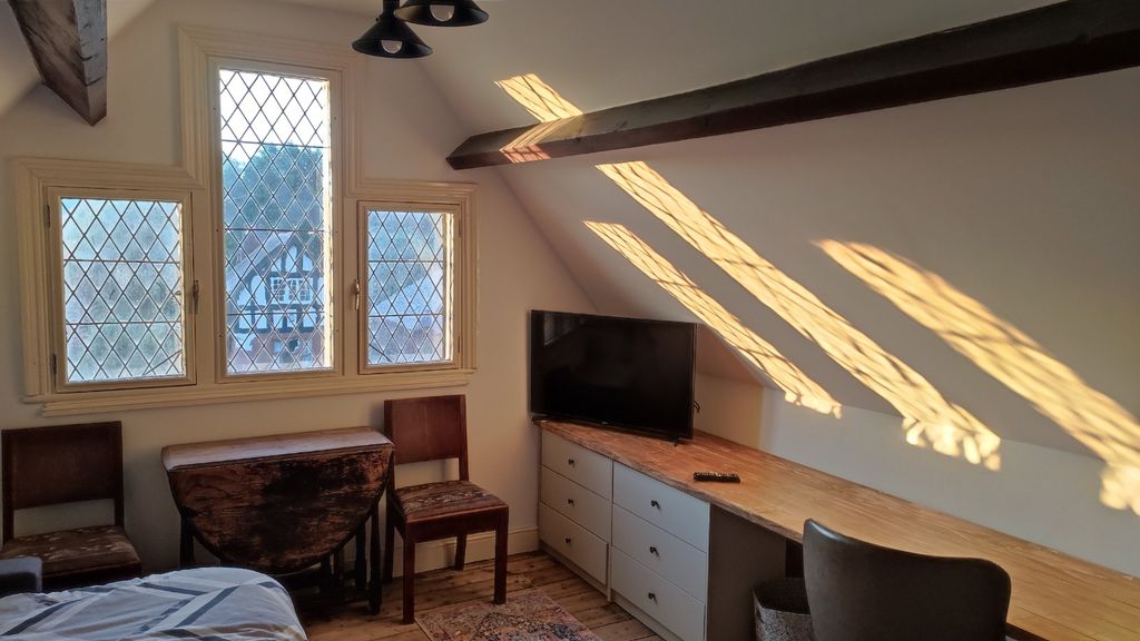 Property photo 2 of 6