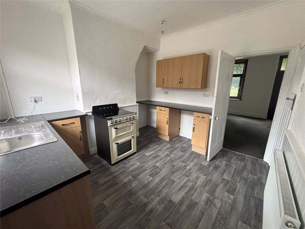 Property photo 3 of 8 Picture No. 04