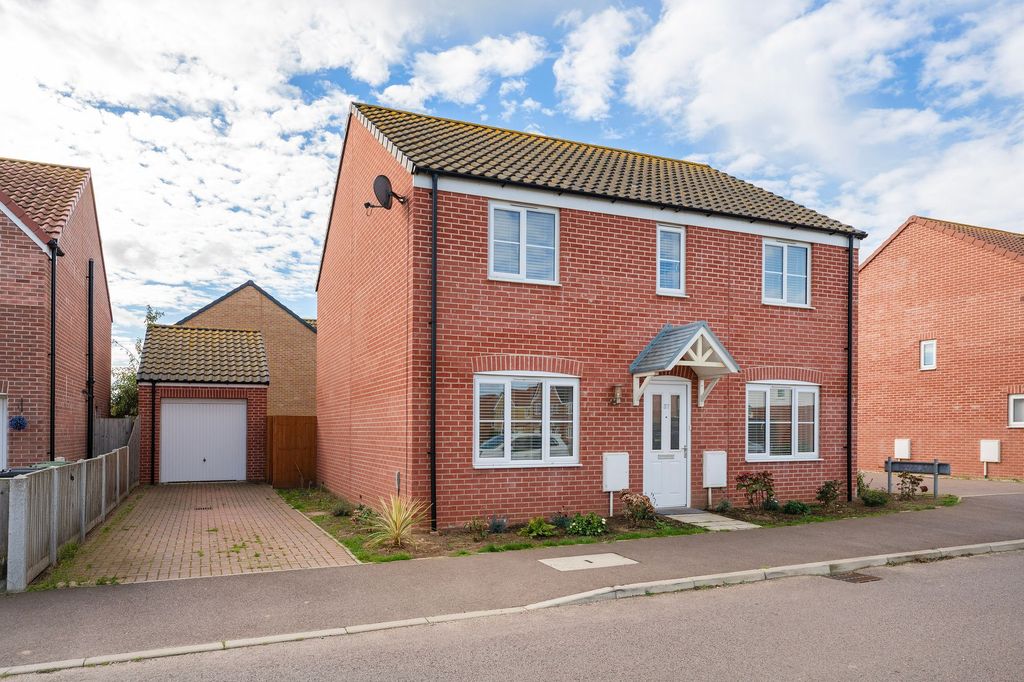 Property photo 1 of 23