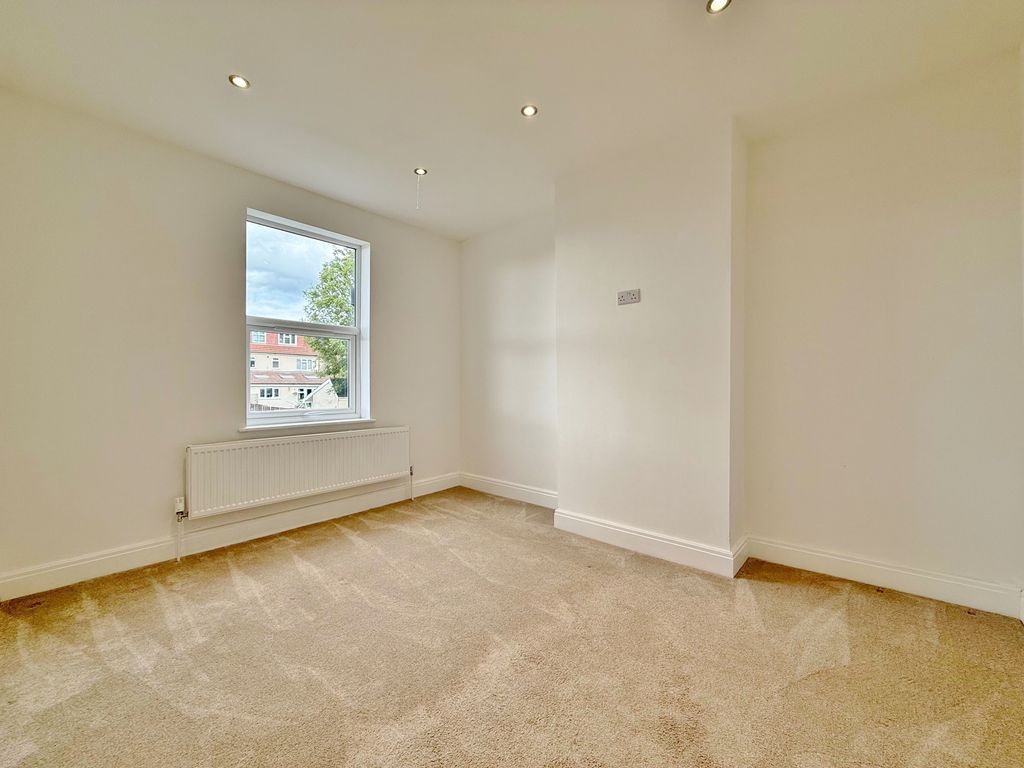Additional image 6 of 3 bed semi-detached house for saleAberdare Avenue, Drayton, Portsmouth PO6