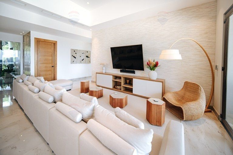 Property photo 2 of 12 <Alttext/>