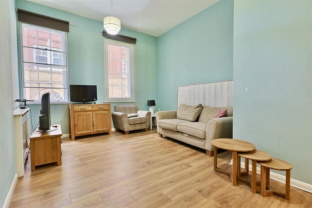 Property photo 1 of 7 1Ef028De-491B-4355-A3A4-Eeea45314Cad_1_201_A.Jpeg