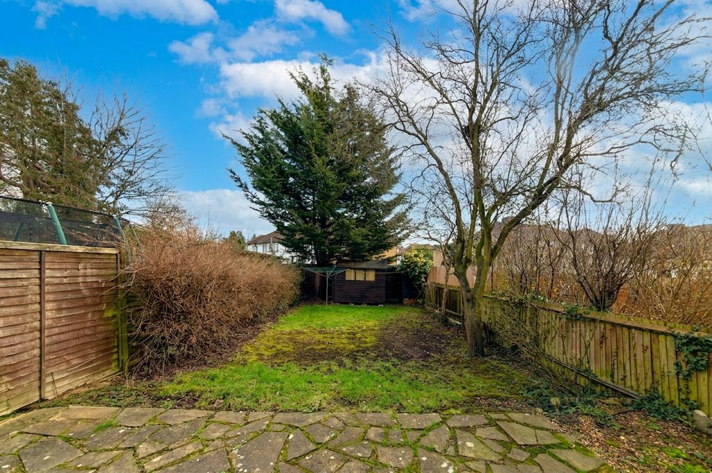 Property photo 3 of 13