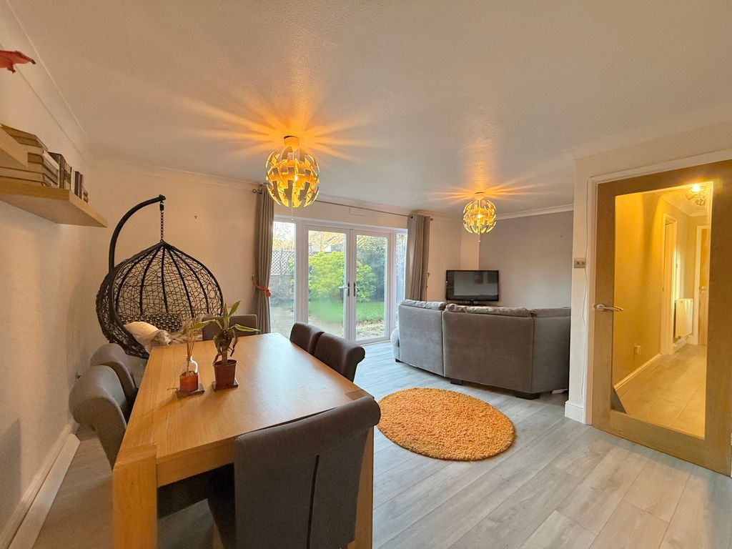 Property photo 2 of 14 Photograph