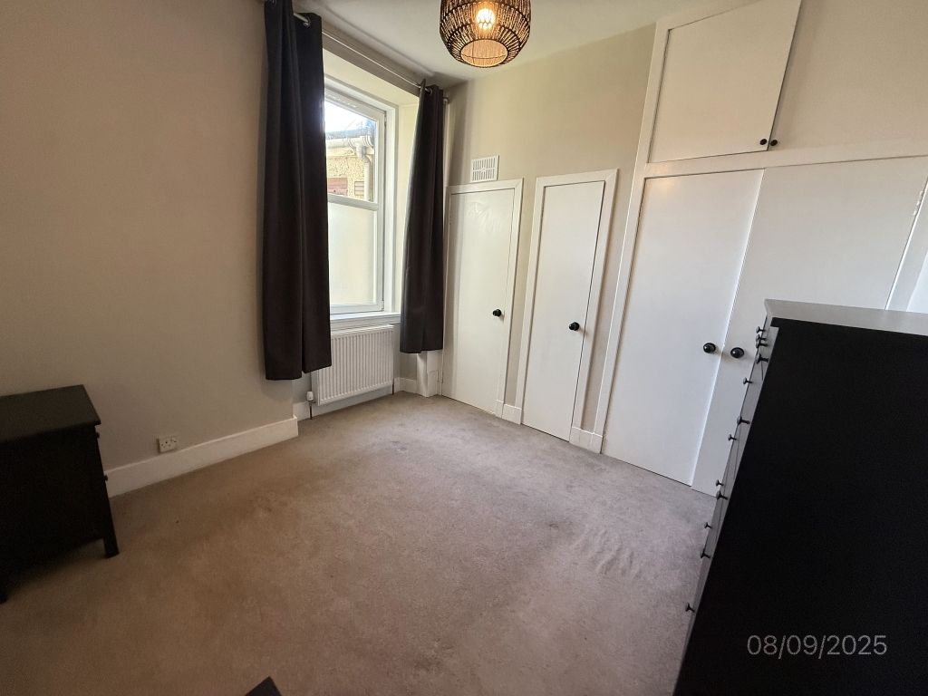 Property photo 3 of 9 Double Bedroom