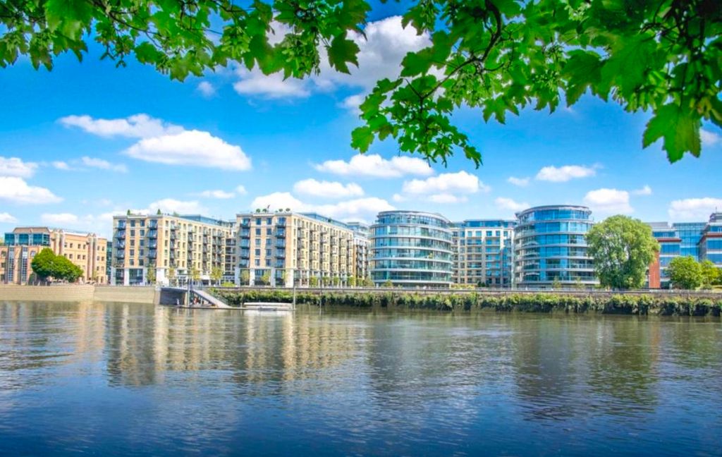 Property photo 1 of 25