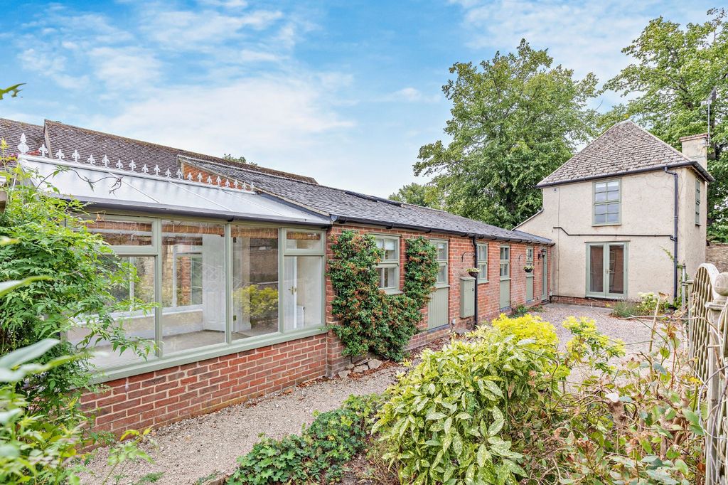 Property photo 1 of 17 Picture No. 10