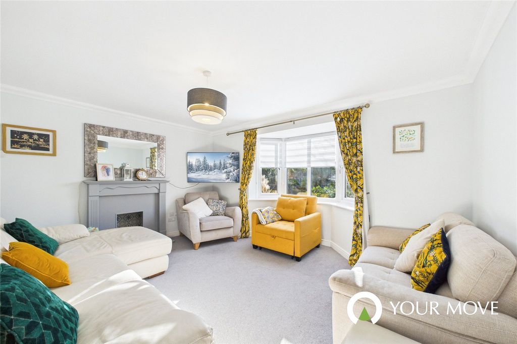 Property photo 2 of 22 Picture No. 30