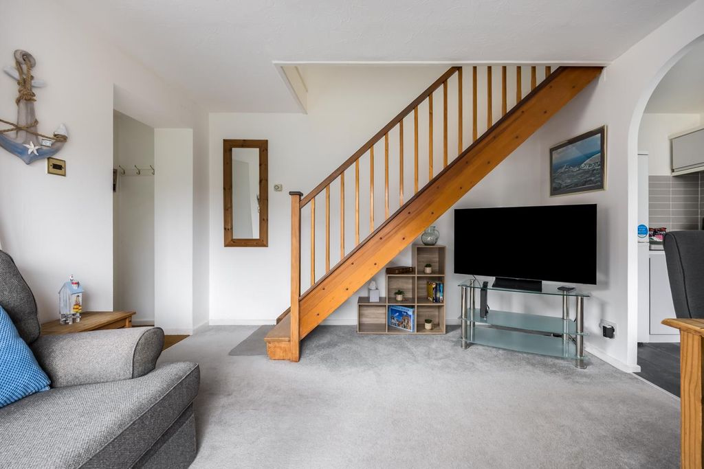 Property photo 2 of 16 3Furnellroad-17Web72.Jpg