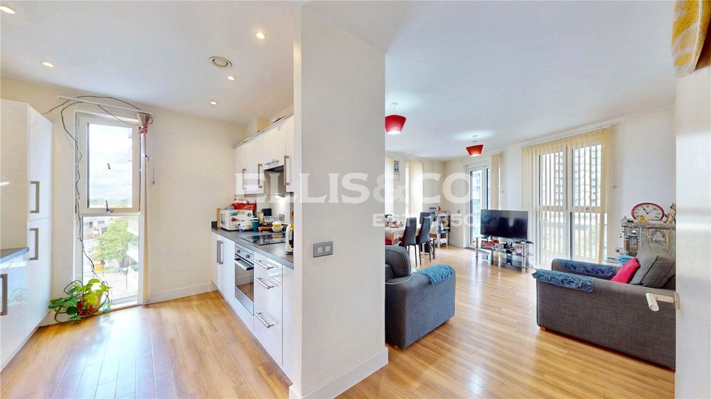 Property photo 3 of 12 Picture No. 04